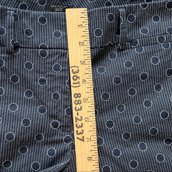 Ann Taylor Capri Size 8 Petite Blue with Blue Dot pattern Capri Pant - Picture 12 of 14
